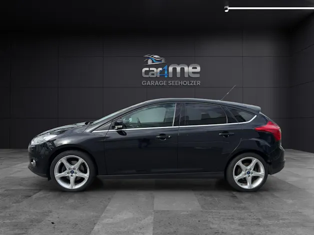 Ford Focus 1.6i EcoB SCTi 182 Titanium