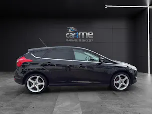 Ford Focus 1.6i EcoB SCTi 182 Titanium