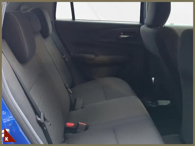 Suzuki Swift 1.2 Sakura Top Hybrid 4x4