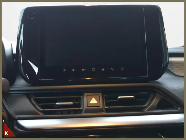 Suzuki Swift 1.2 Sakura Top Hybrid 4x4