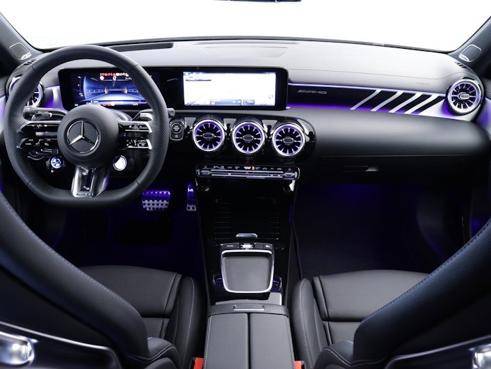 Fahrzeugbild MERCEDES-BENZ A 45 AMG