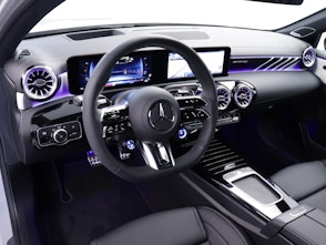 Fahrzeugbild MERCEDES-BENZ A 45 S AMG 4matic+