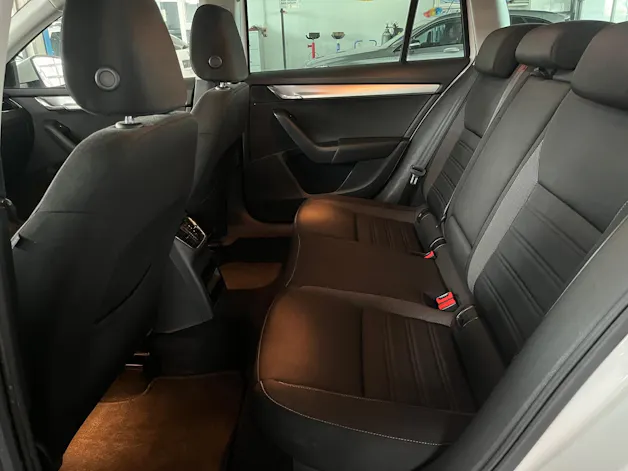Škoda Octavia Combi 1.4 TSI Ambition DSG