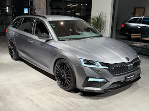 Škoda Octavia Combi 2.0 TSI DSG RS