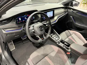 Škoda Octavia Combi 2.0 TSI DSG RS