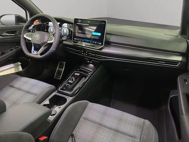 VW Golf 1.5 TSI PHEV GTE