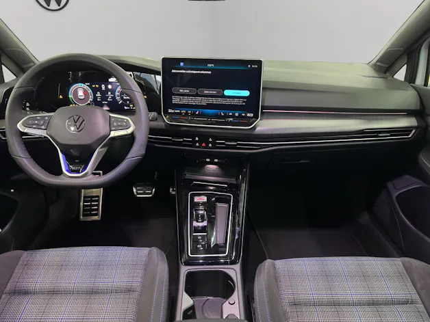 VW Golf 1.5 TSI PHEV GTE
