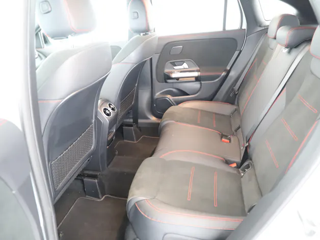 Mercedes-Benz GLA 250e AMG Line 8G-DCT