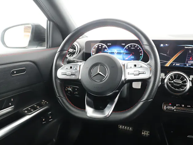 Mercedes-Benz GLA 250e AMG Line 8G-DCT