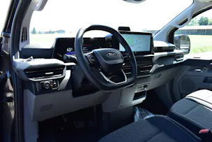 Ford Transit Custom Van 340 L2H1 83kWh Limited