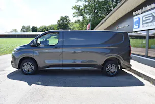 Ford Transit Custom Van 340 L2H1 83kWh Limited