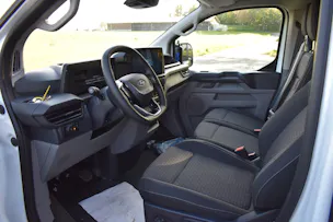 Ford Transit Custom Van 340 L2H1 83kWh Trend