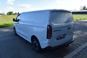 Ford Transit Custom Van 340 L2H1 83kWh Trend