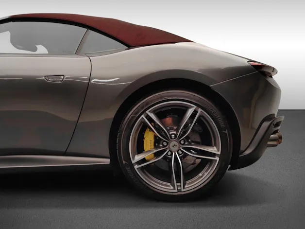 Ferrari Roma Spider