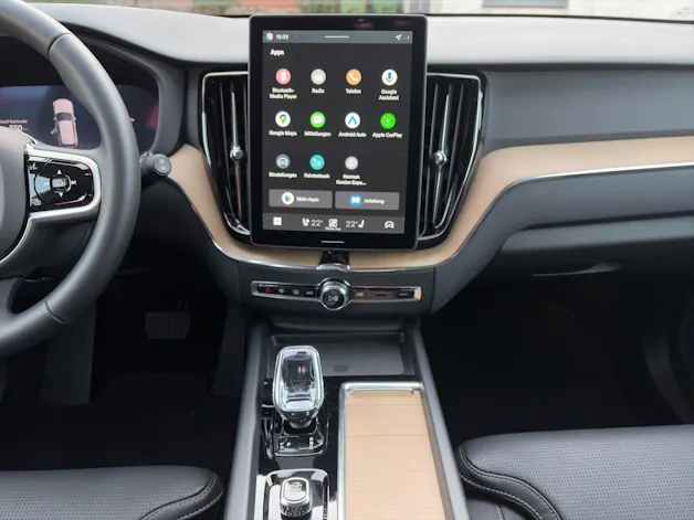 Volvo XC60 2.0 T8 TE Plus Dark eAWD