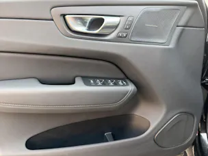 Volvo XC60 2.0 T8 TE Plus Dark eAWD