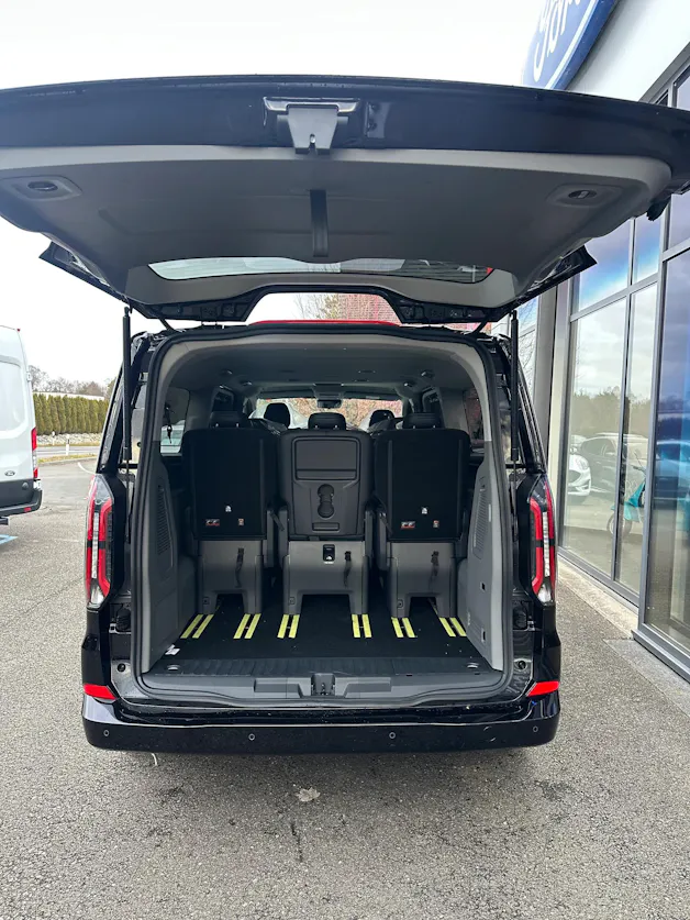 Ford Tourneo Custom 320 L2 2.0 EcoBl Titan.X/170/Aut.4WD