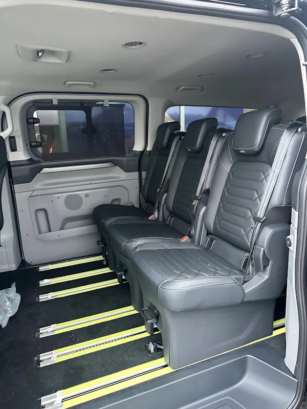 Ford Tourneo Custom 320 L2 2.0 EcoBl Titan.X/170/Aut.4WD