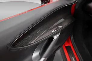Ferrari SF90 Spider