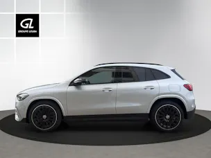 Mercedes-Benz GLA 220 4Matic 8G-DCT
