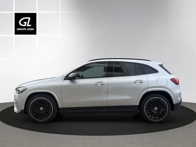 Mercedes-Benz GLA 220 4Matic 8G-DCT