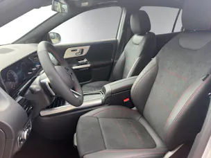 Mercedes-Benz GLA 220 4Matic 8G-DCT