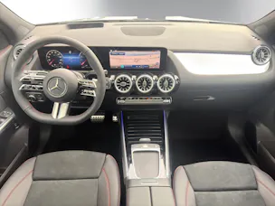 Mercedes-Benz GLA 220 4Matic 8G-DCT