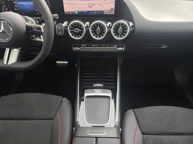 Mercedes-Benz GLA 220 4Matic 8G-DCT