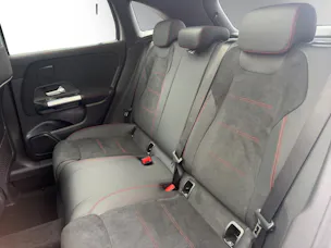 Mercedes-Benz GLA 220 4Matic 8G-DCT