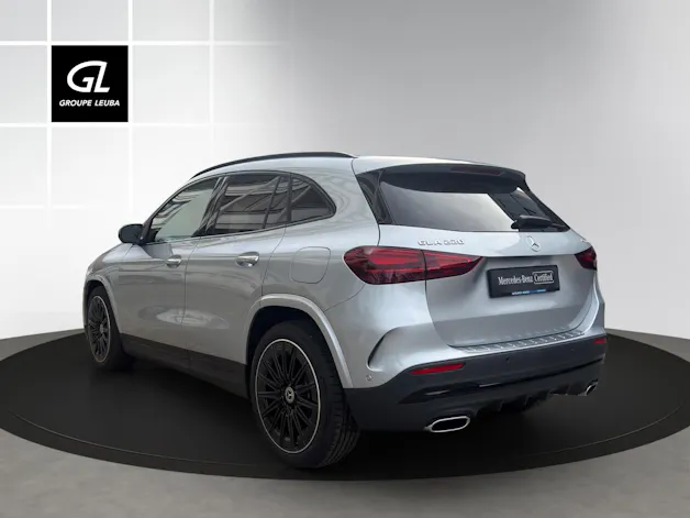 Mercedes-Benz GLA 220 4Matic 8G-DCT