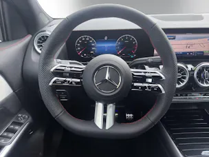 Mercedes-Benz GLA 220 4Matic 8G-DCT