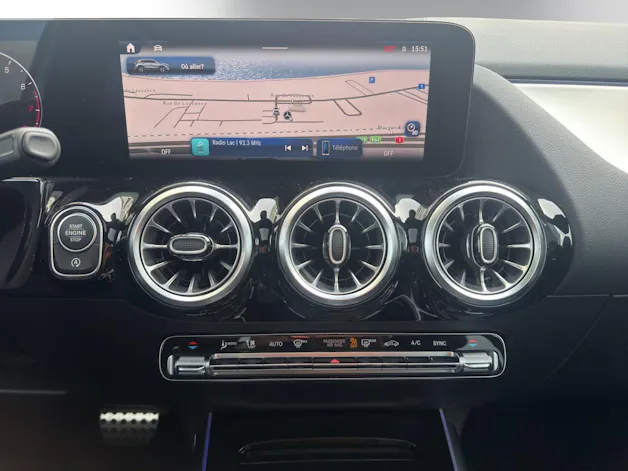 Mercedes-Benz GLA 220 4Matic 8G-DCT