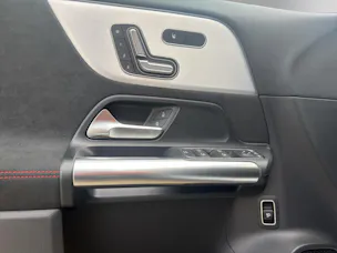 Mercedes-Benz GLA 220 4Matic 8G-DCT