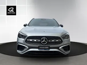 Mercedes-Benz GLA 220 4Matic 8G-DCT