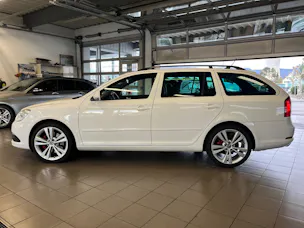 Škoda Octavia Combi 2.0 TSI RS DSG