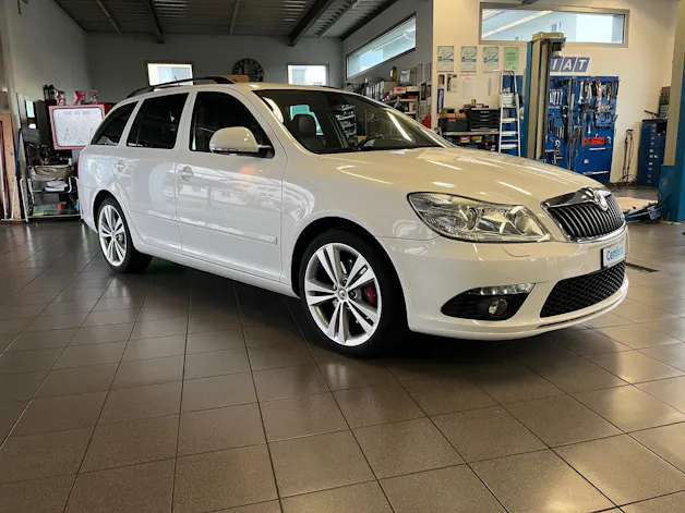 Škoda Octavia Combi 2.0 TSI RS DSG
