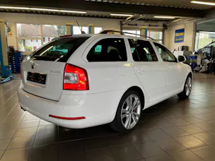 Škoda Octavia Combi 2.0 TSI RS DSG