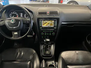 Škoda Octavia Combi 2.0 TSI RS DSG