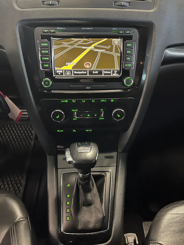 Škoda Octavia Combi 2.0 TSI RS DSG