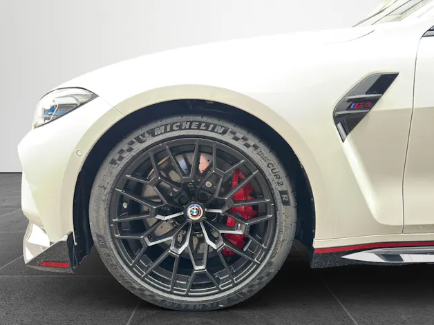 BMW M4 CSL Coupé