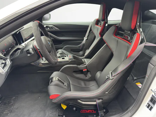BMW M4 CSL Coupé