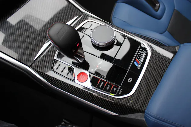 BMW M3 Competition M xDrive Carbon Exterieurpaket Individual *Frozen Pure Grey II metallic*