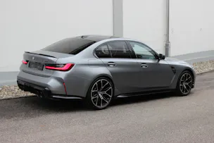 BMW M3 Competition M xDrive Carbon Exterieurpaket Individual *Frozen Pure Grey II metallic*