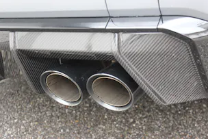 BMW M3 Competition M xDrive Carbon Exterieurpaket Individual *Frozen Pure Grey II metallic*