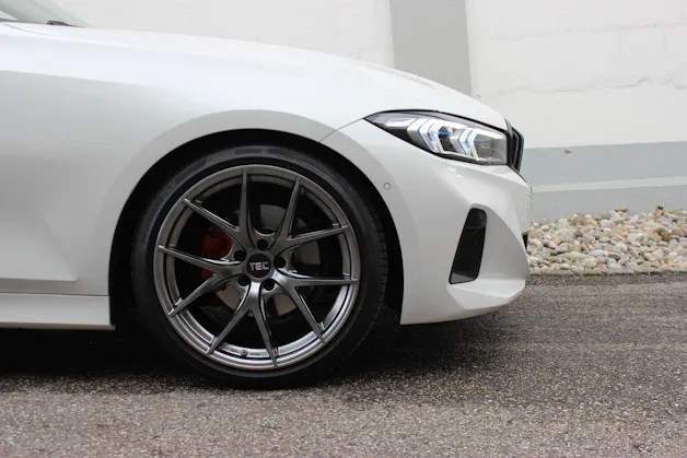 BMW 320d xDrive 48V Touring "zbinden performance package"