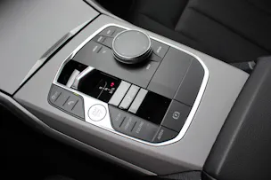 BMW 320d xDrive 48V Touring "zbinden performance package"