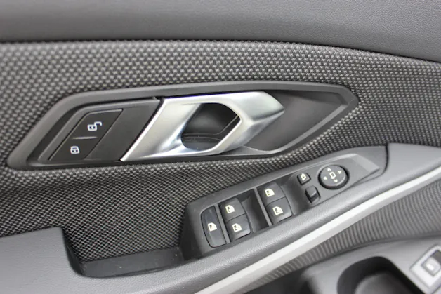 BMW 320d xDrive 48V Touring "zbinden performance package"