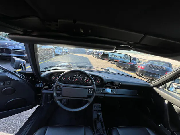 Porsche 911 Carrera 2 Targa