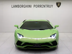 Lamborghini Aventador S LP740-4 Coupé E-Gear