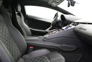 Lamborghini Aventador S LP740-4 Coupé E-Gear